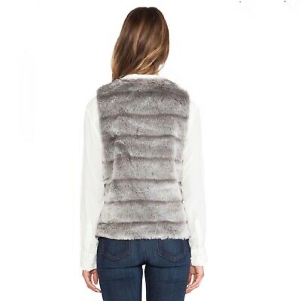 JOIE Andrina Y2K Faux Fur Open Vest Cardigan - Picture 5 of 10
